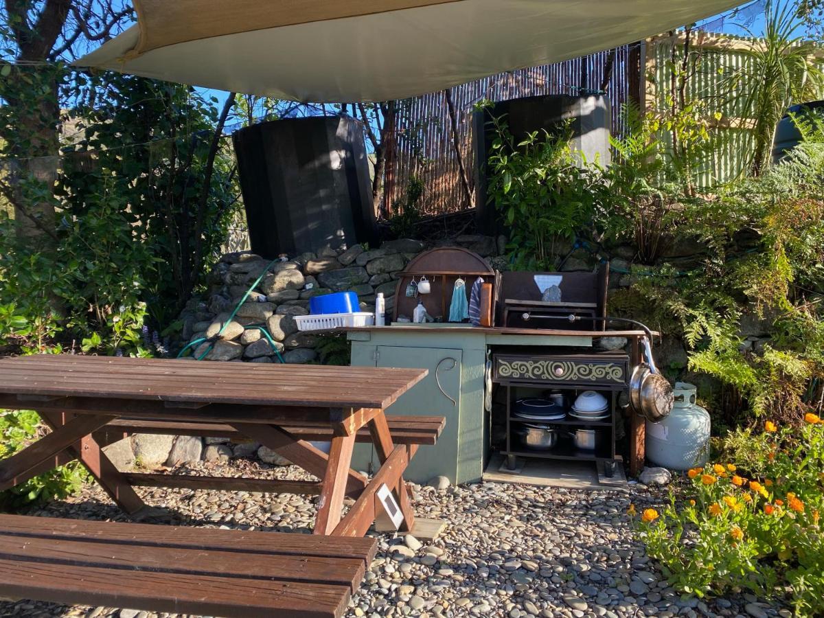 Omarama Oasis - Permaculture Glamping Hotel Pohara Eksteriør billede