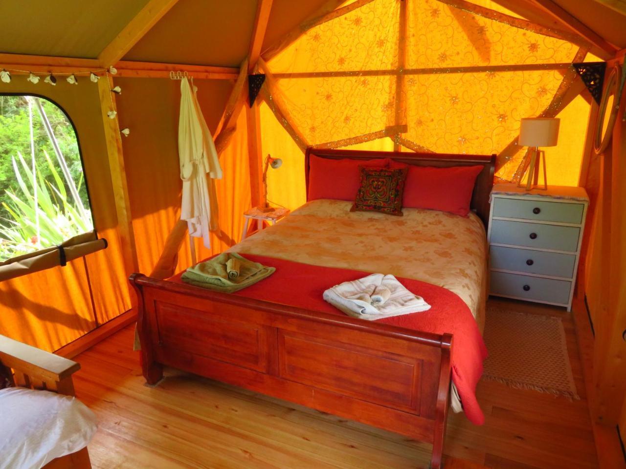 Omarama Oasis - Permaculture Glamping Hotel Pohara Eksteriør billede